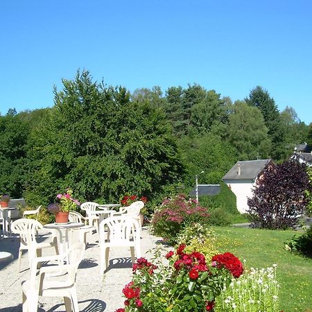 Hotel Le Chavanon Merlines Exterior photo
